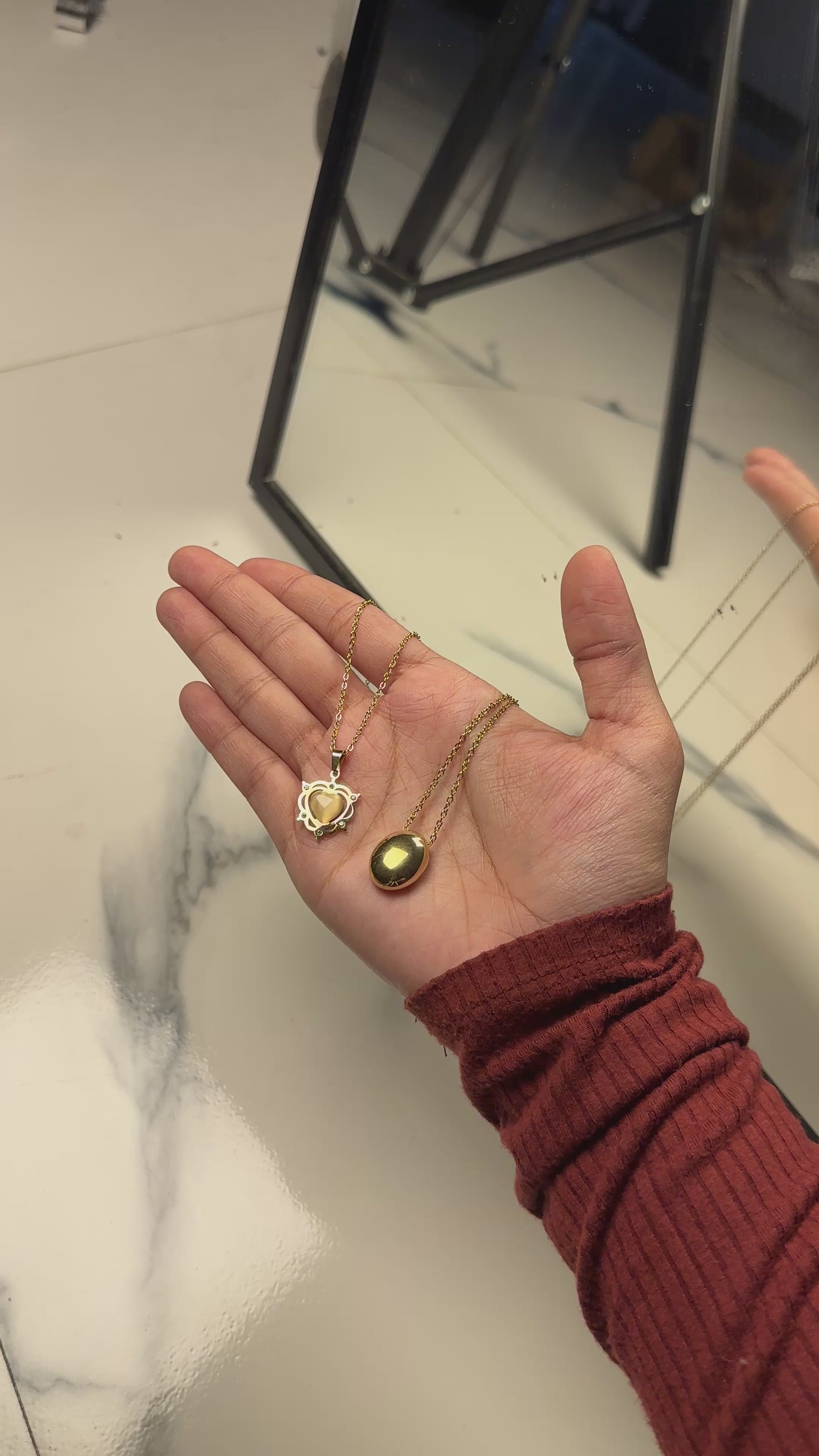 Anti tarnished necklace